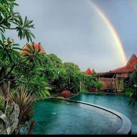 Damai Hotel Canggu Buitenkant foto