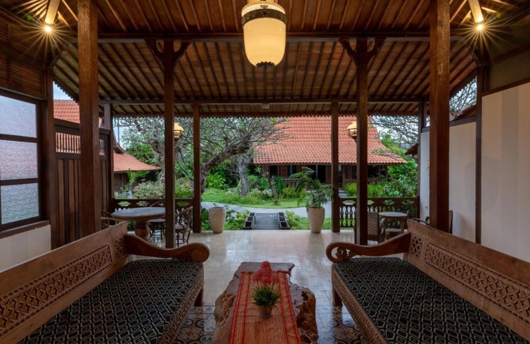 Damai Hotel Canggu Buitenkant foto