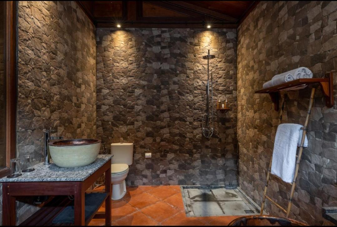 Damai Hotel Canggu Buitenkant foto